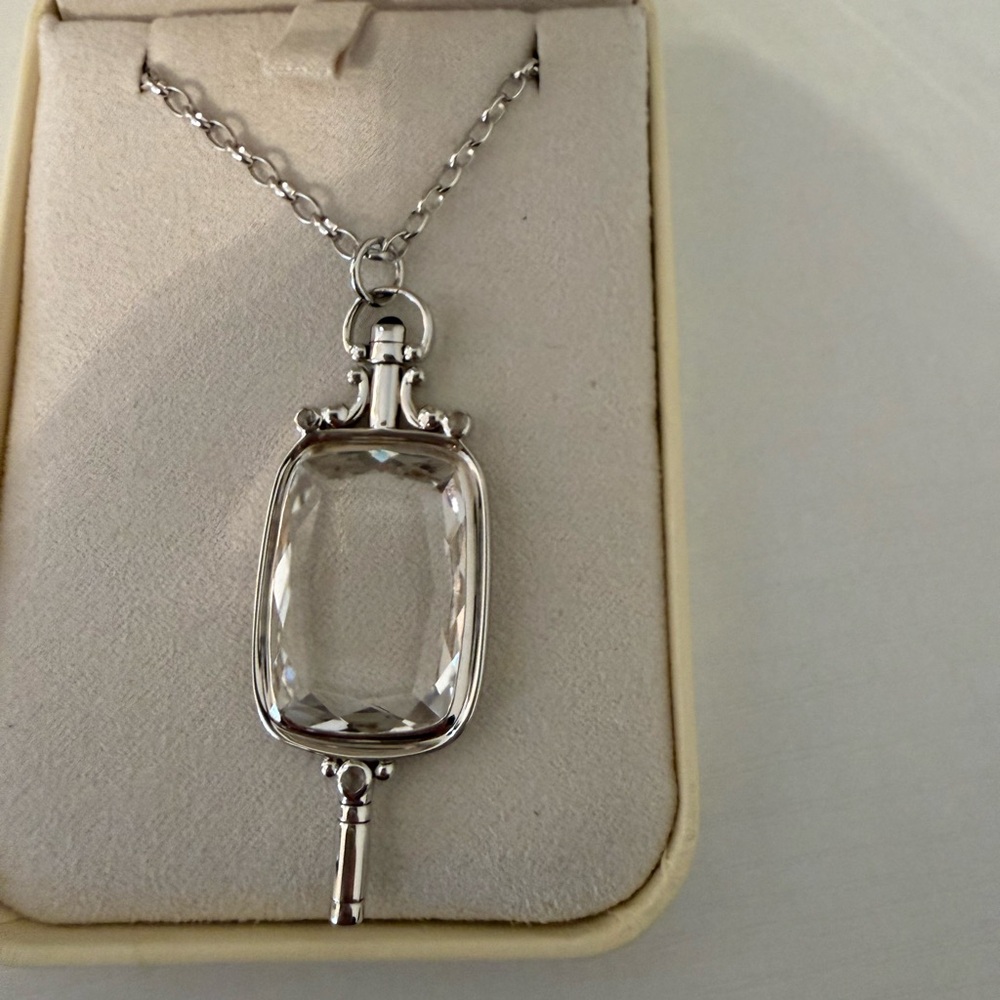 Monica Kosann Sterling Silver Rock Crystal Key Necklace- Large- RARE! - Picture 2 of 3